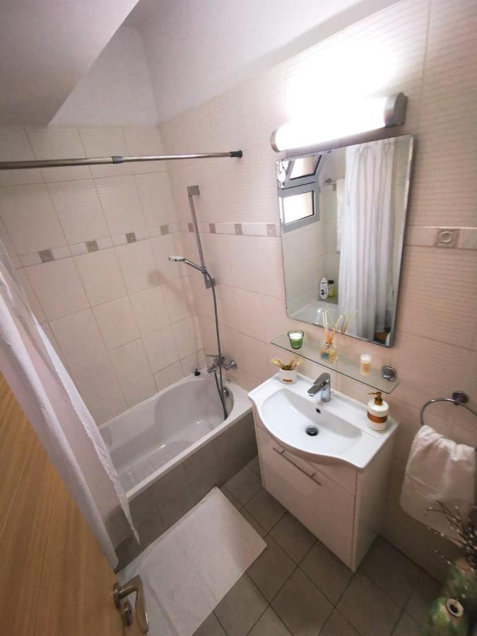 Amazing 2-Bedroom Apartment With Pool!! Limassol Bagian luar foto